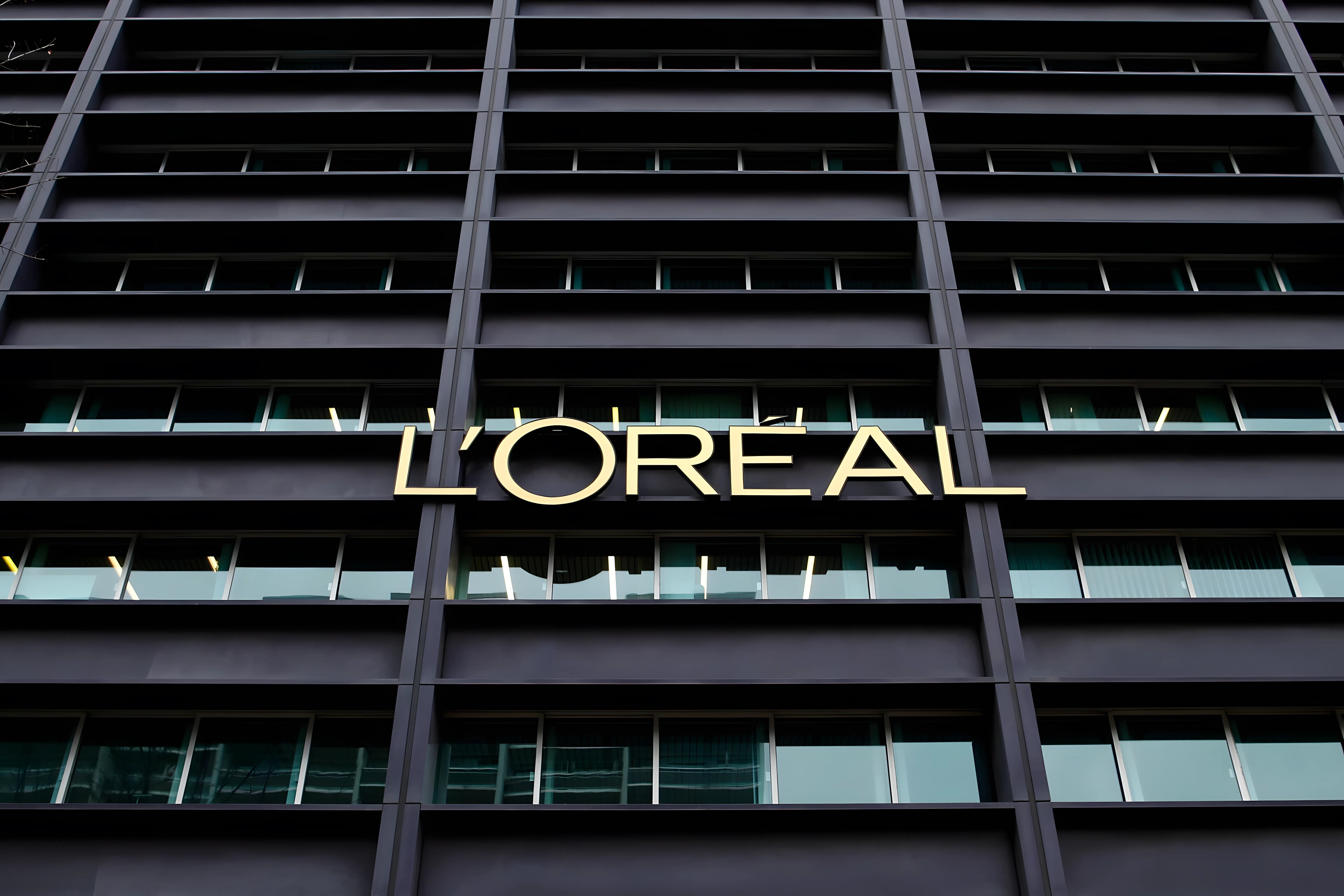 Фасад здания L’Oréal